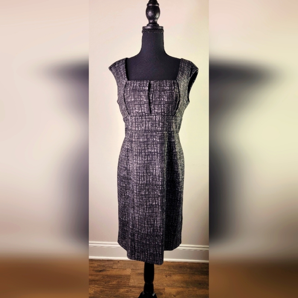 Calvin Klein Square Neck Cap Sleeve Midi Tailored Dress Black White sz 12